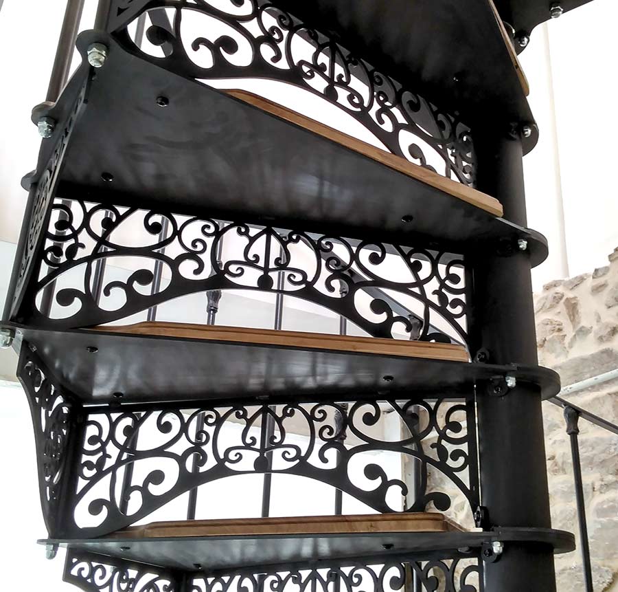 Escalier colimaçon acier Dentelle d