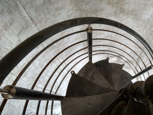 Escalier main courante ronde
